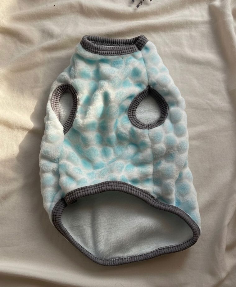 Cat Clothes/Cat Sweaters for Winters