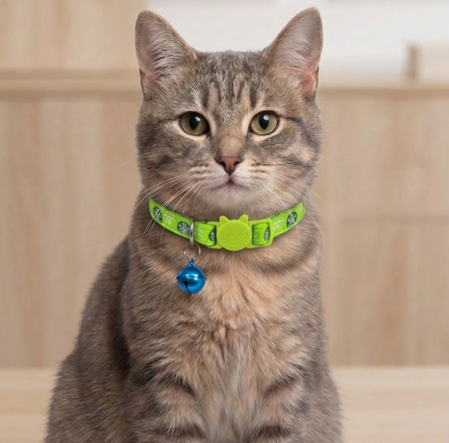 SnowFall Print Design Cat Collar With Bell